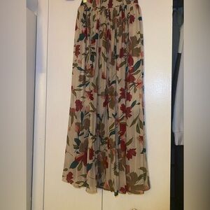 Floral Pleated Skirt